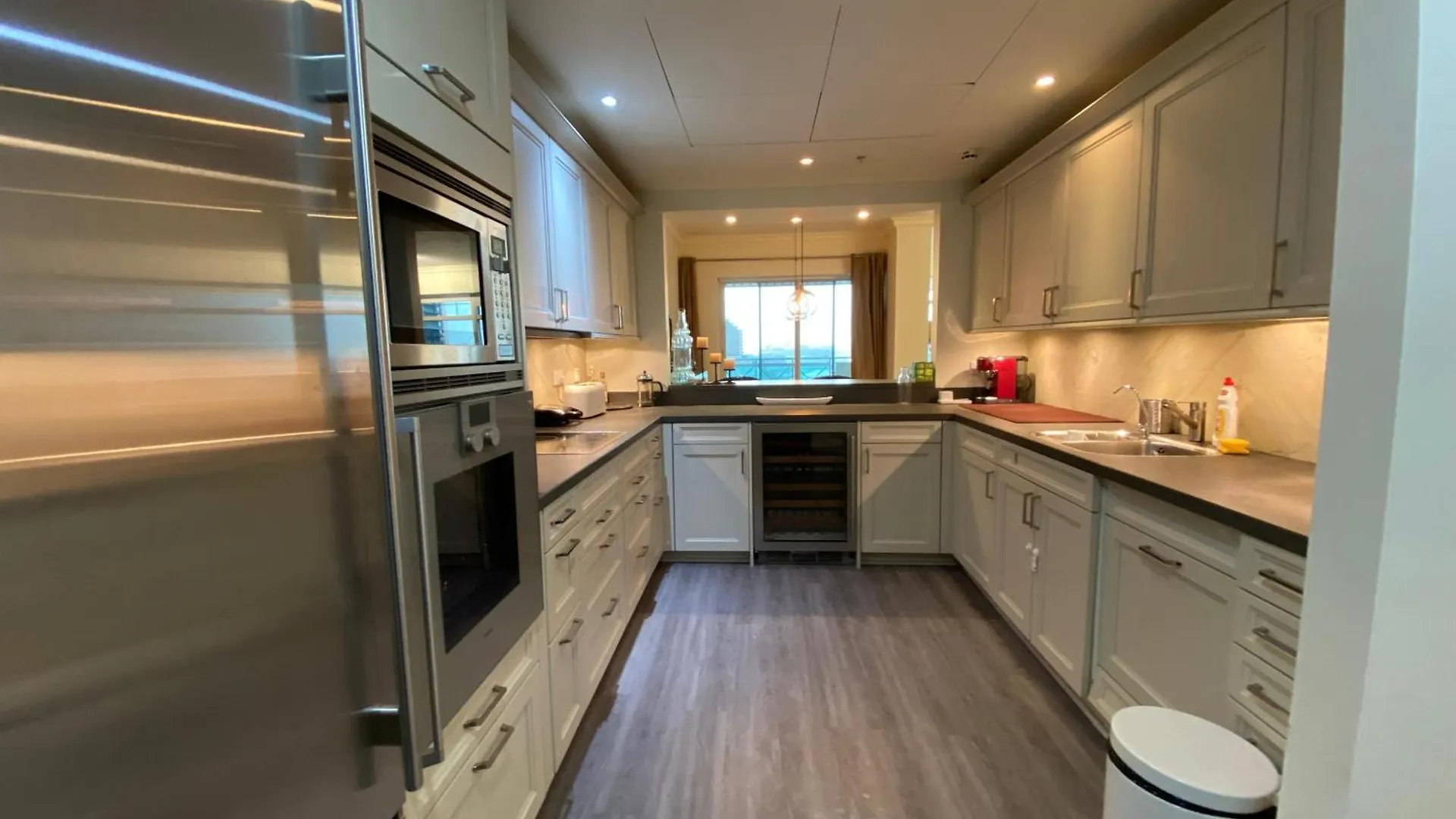 Exquisite 3 Bedroom Apartment With Marina View Dubai United Arab Emirates