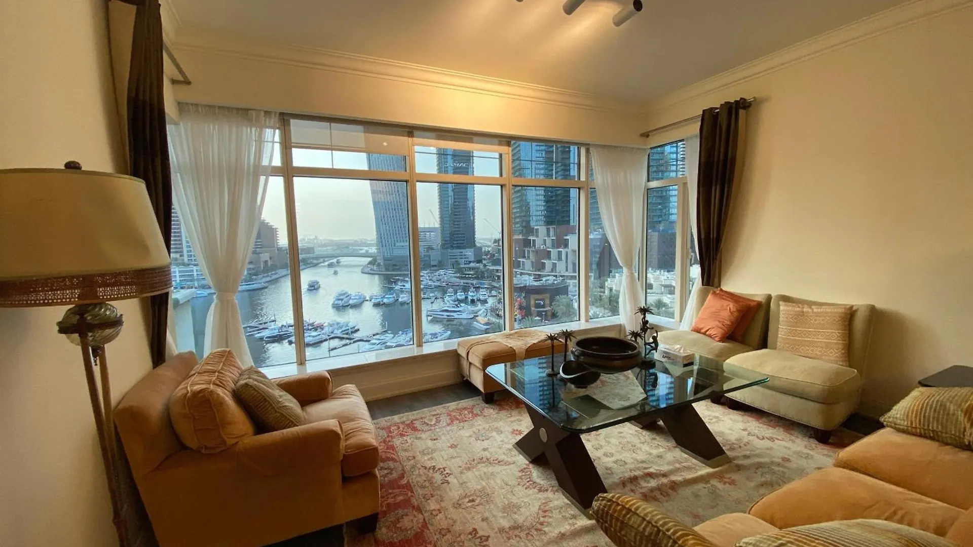 Exquisite 3 Bedroom Apartment With Marina View Dubai
