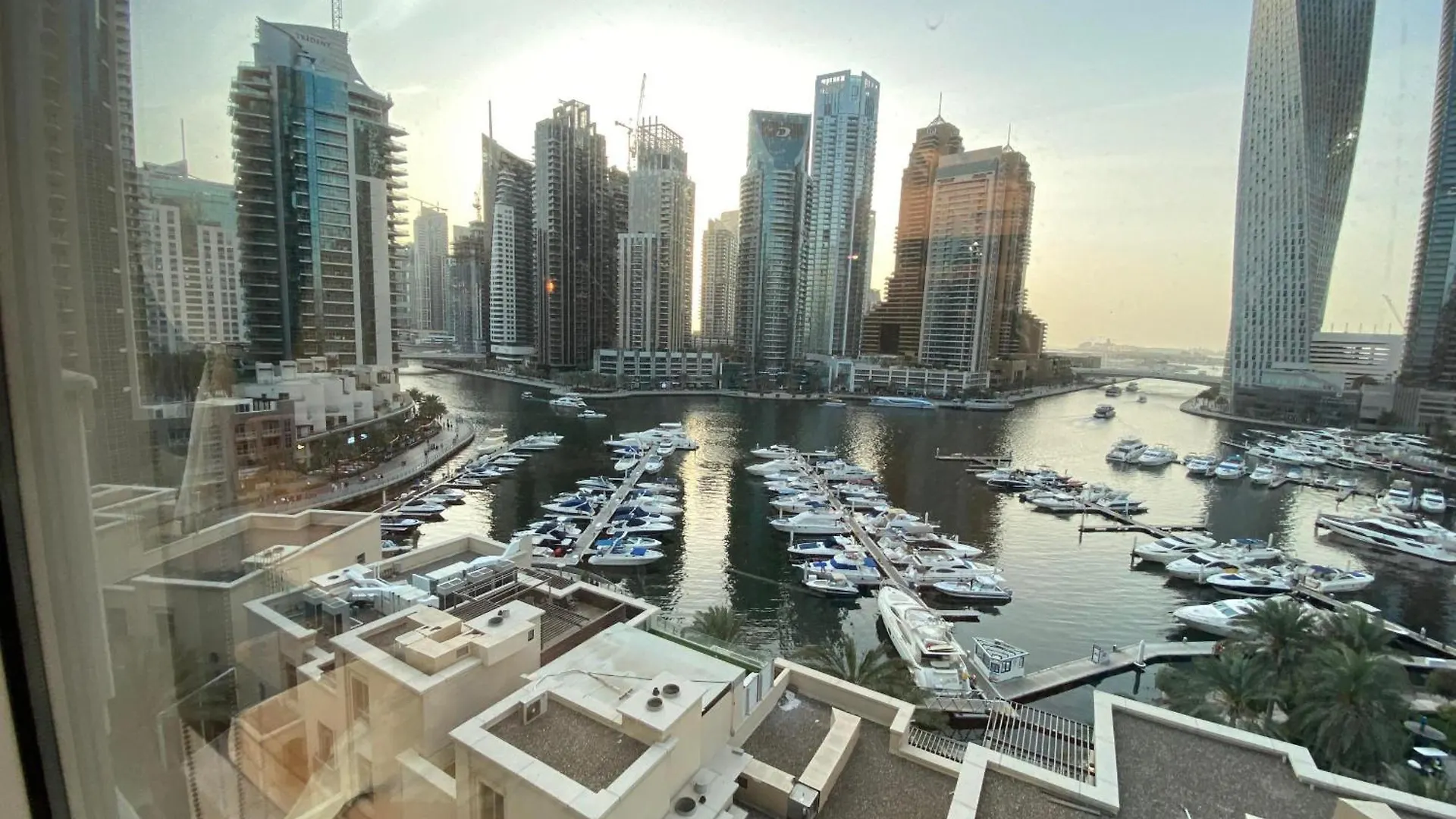 Exquisite 3 Bedroom Apartment With Marina View Dubai 0*,  United Arab Emirates